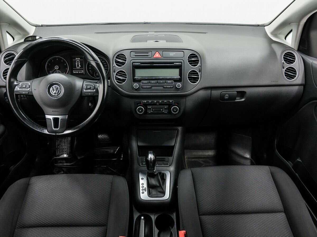 Купить Volkswagen Golf Plus с пробегом. Фото: #9