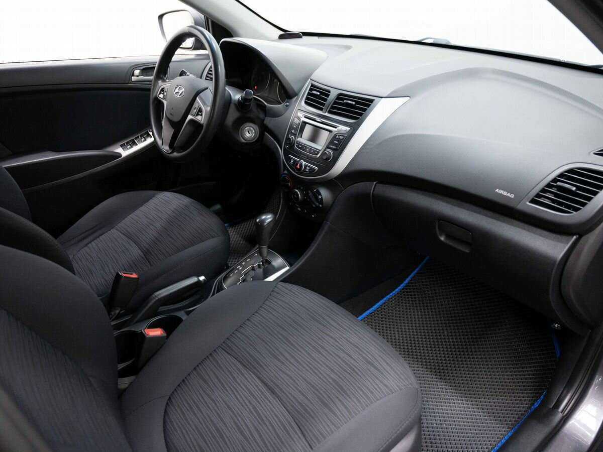 Купить Hyundai Solaris с пробегом. Фото: #12