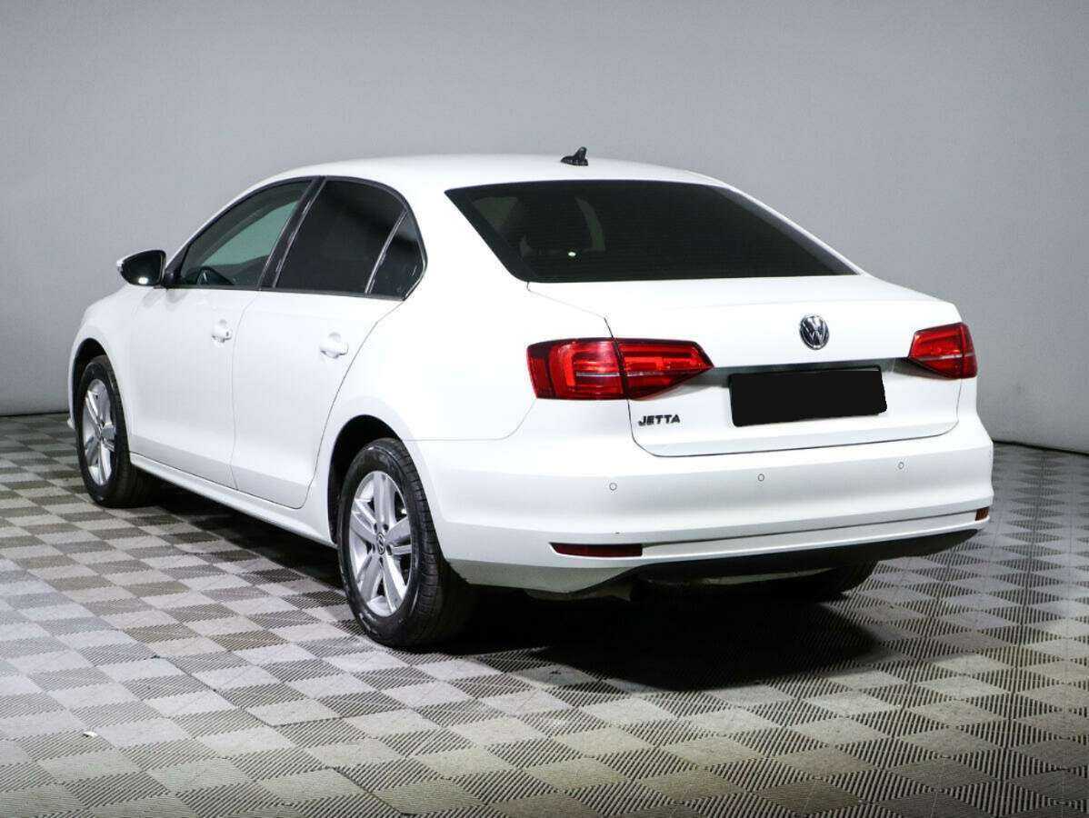 Купить Volkswagen Jetta с пробегом. Фото: #5