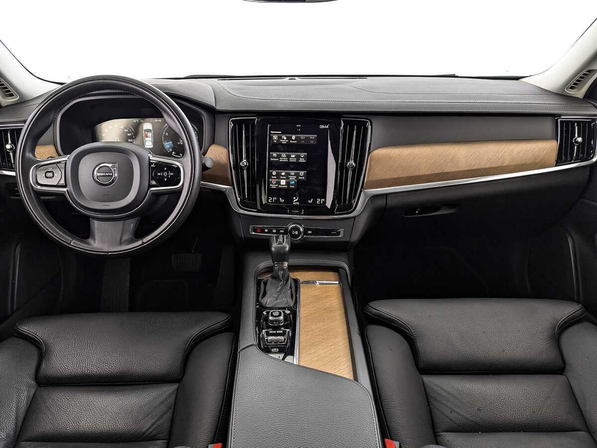 Купить Volvo S90 с пробегом. Фото: #9