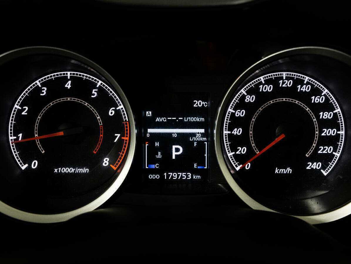 Купить Mitsubishi Lancer с пробегом. Фото: #16