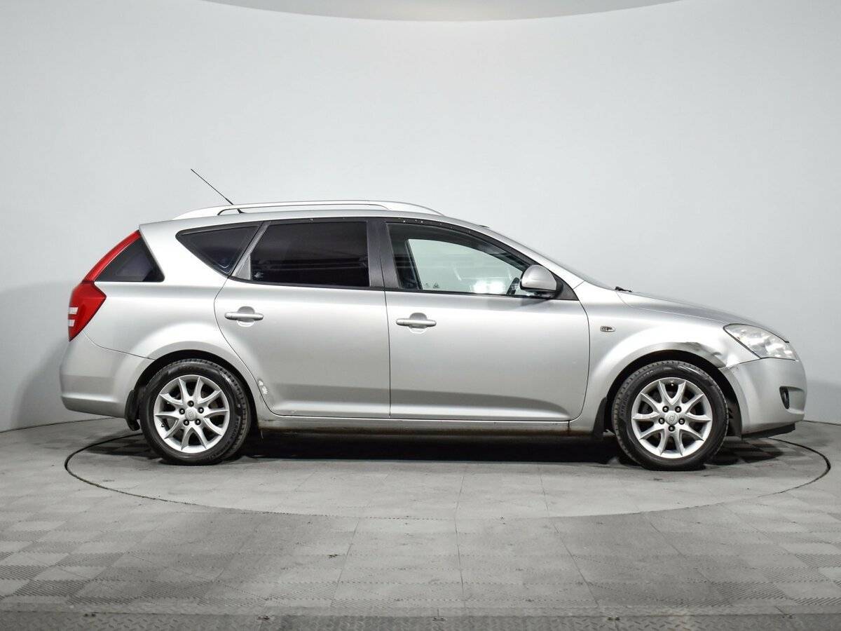 Купить Kia Ceed с пробегом. Фото: #3
