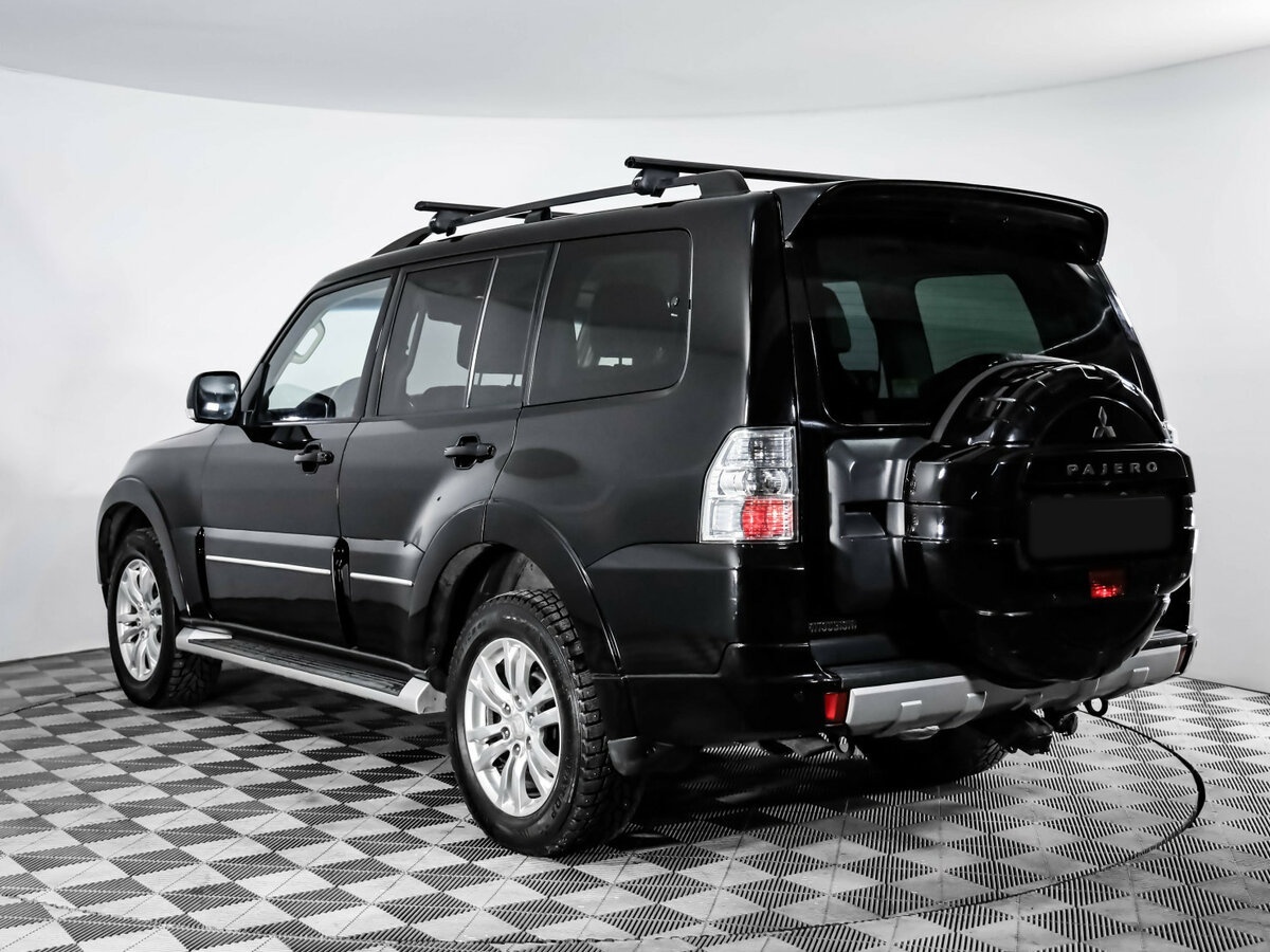 Купить Mitsubishi Pajero с пробегом. Фото: #6