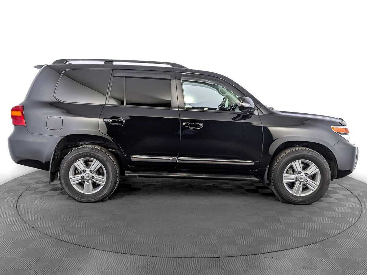 Купить Toyota Land Cruiser с пробегом. Фото: #3