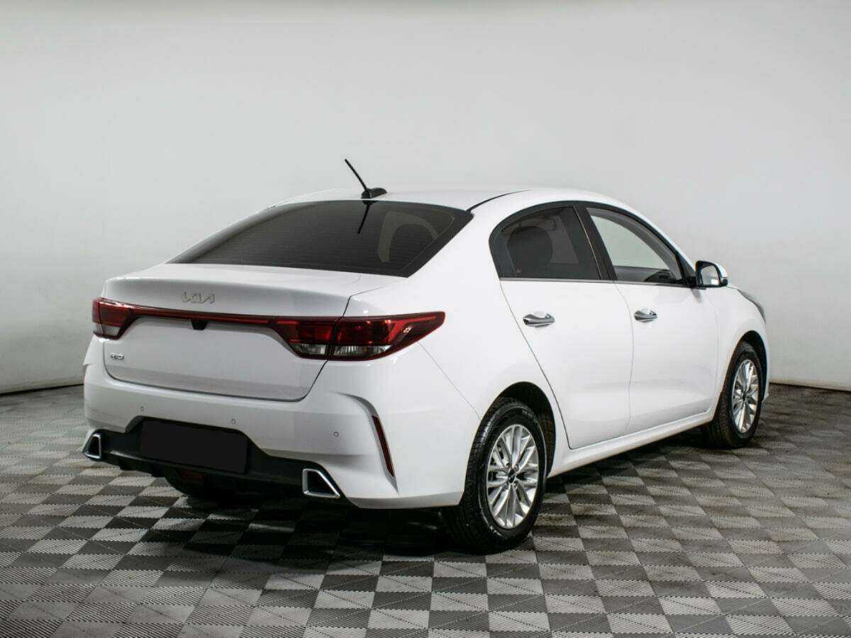 Купить Kia Rio с пробегом. Фото: #2
