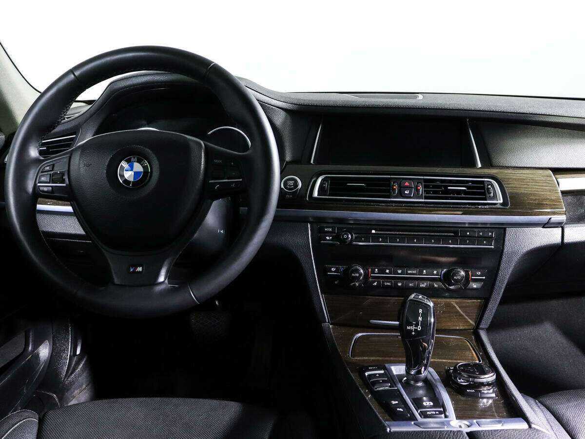 Купить BMW 7 серии с пробегом. Фото: #10