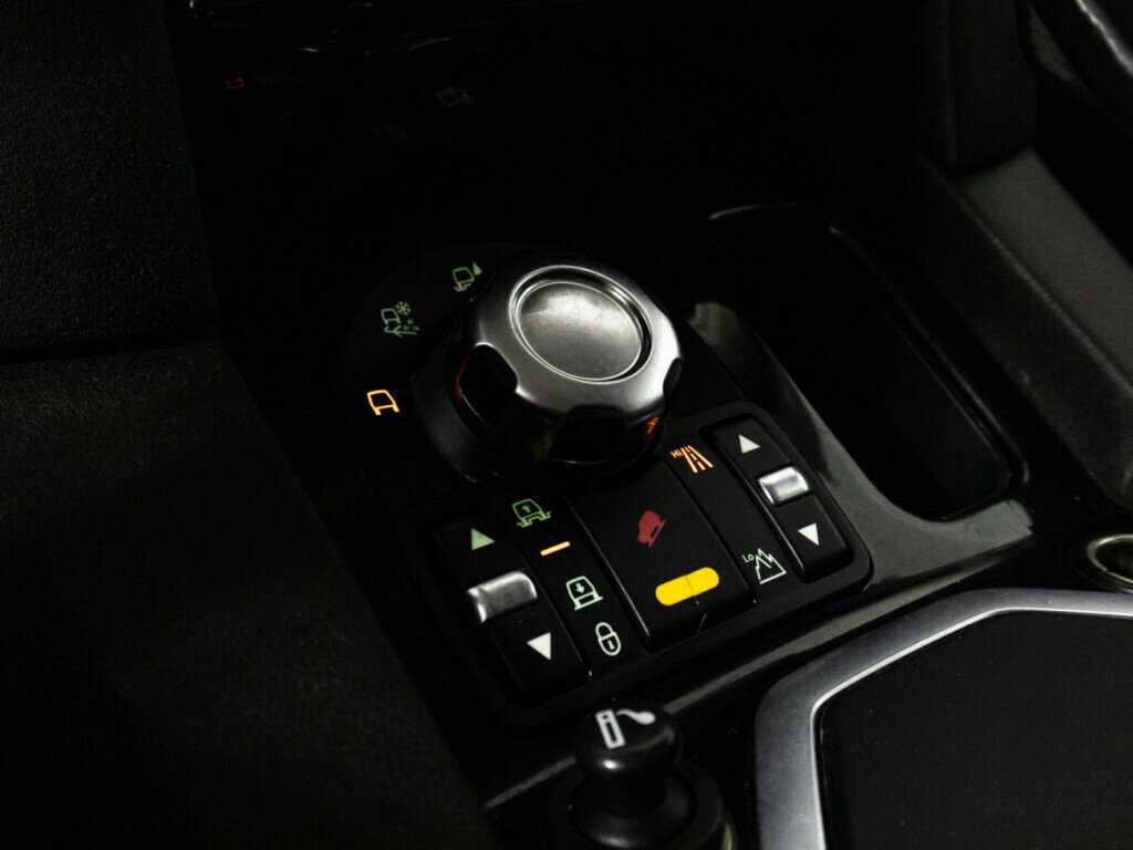 Купить Land Rover Discovery с пробегом. Фото: #13
