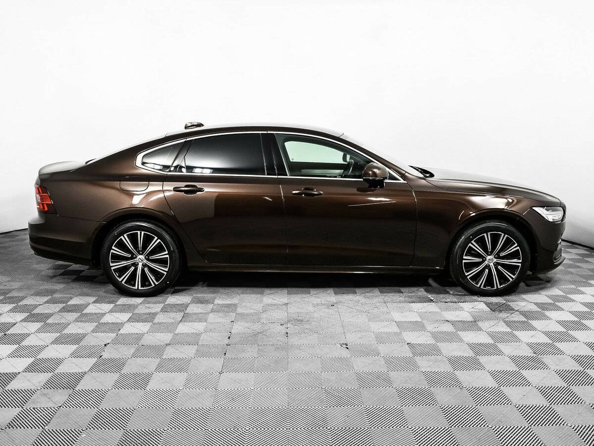 Купить Volvo S90 с пробегом. Фото: #3
