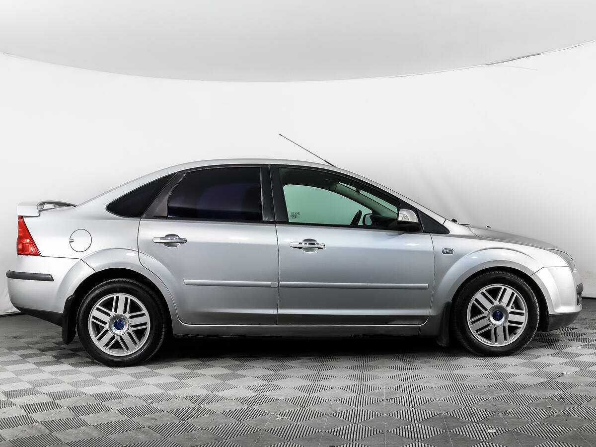 Купить Ford Focus с пробегом. Фото: #3