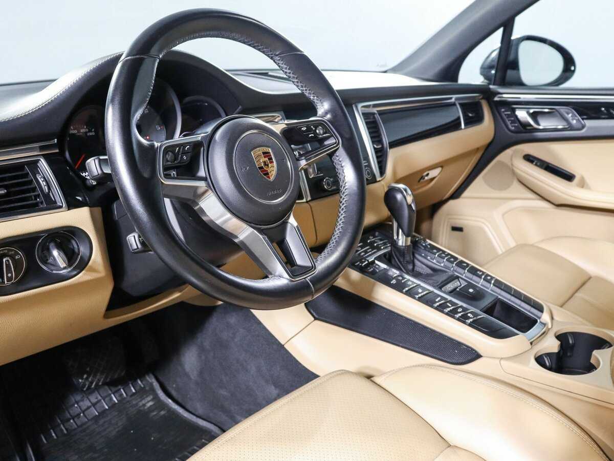 Купить Porsche Macan с пробегом. Фото: #11