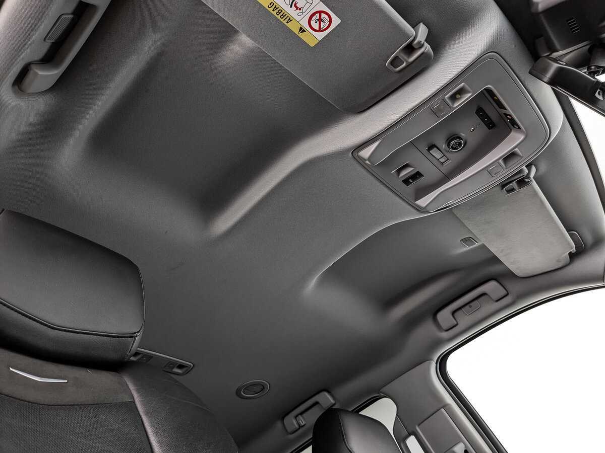 Купить Cadillac Escalade с пробегом. Фото: #17