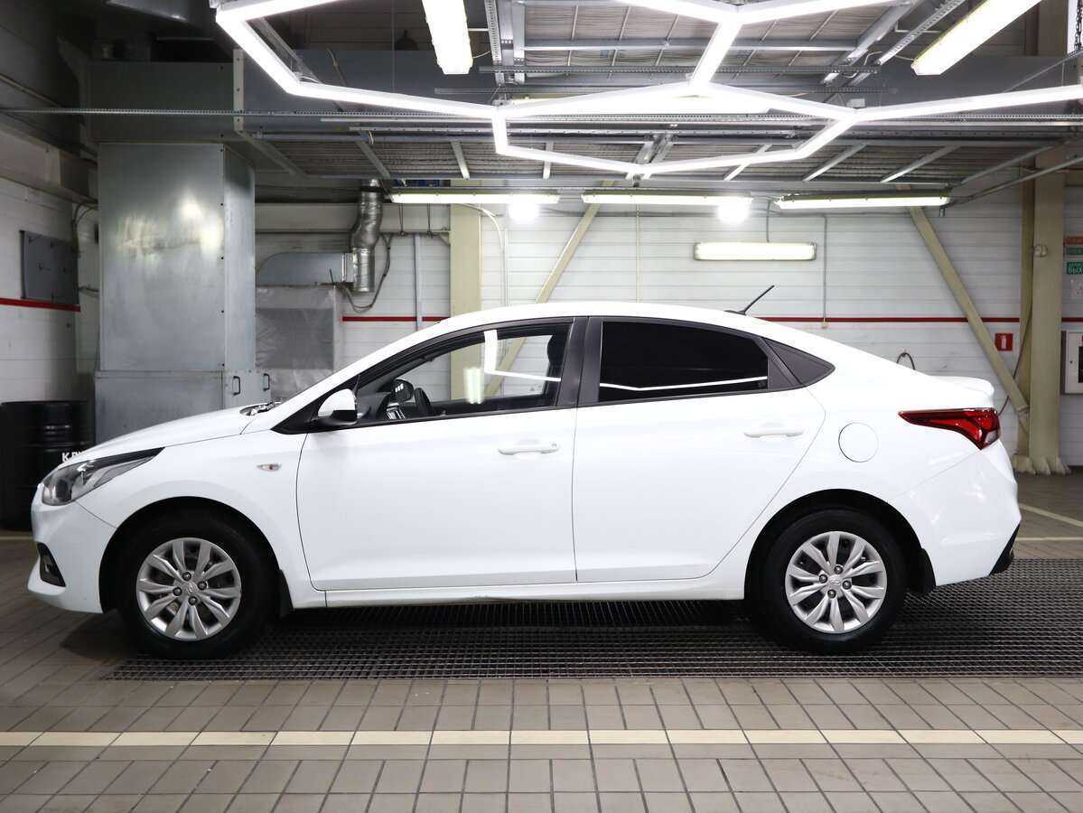 Купить Hyundai Solaris с пробегом. Фото: #7