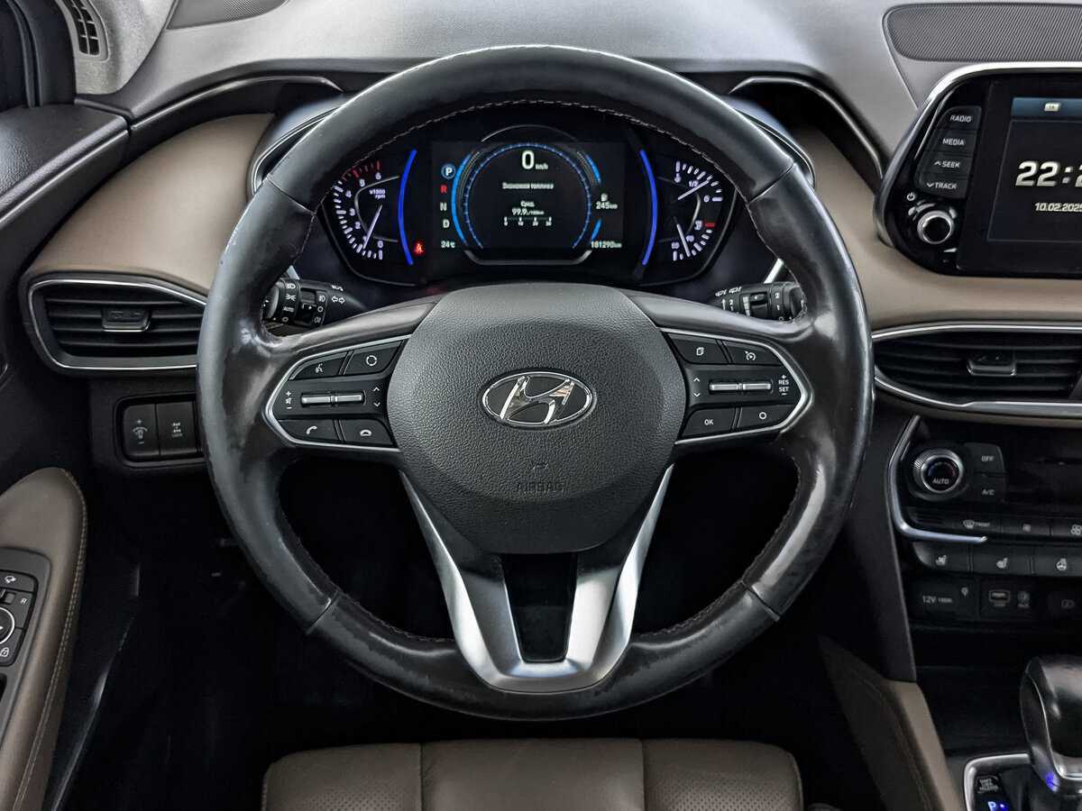 Купить Hyundai Santa Fe с пробегом. Фото: #20