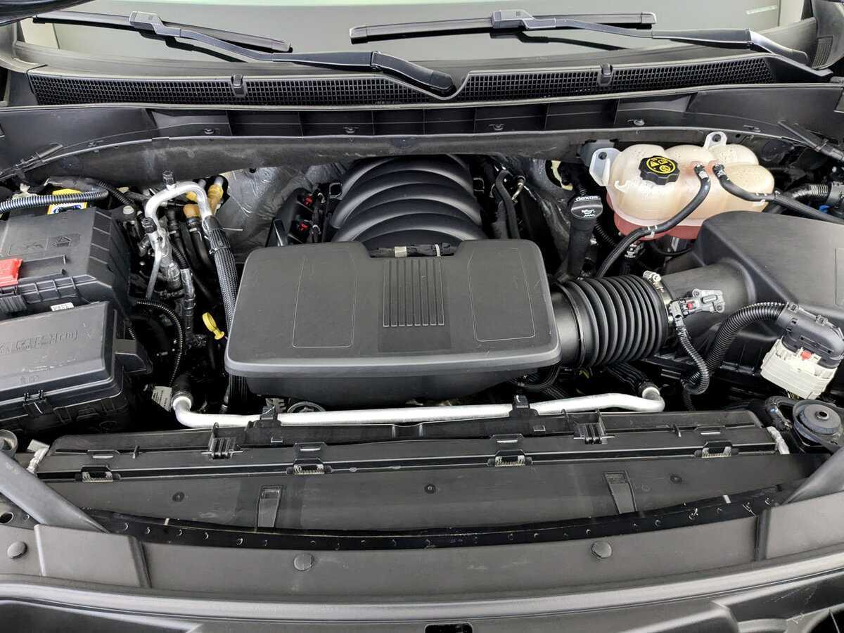 Купить Cadillac Escalade с пробегом. Фото: #8