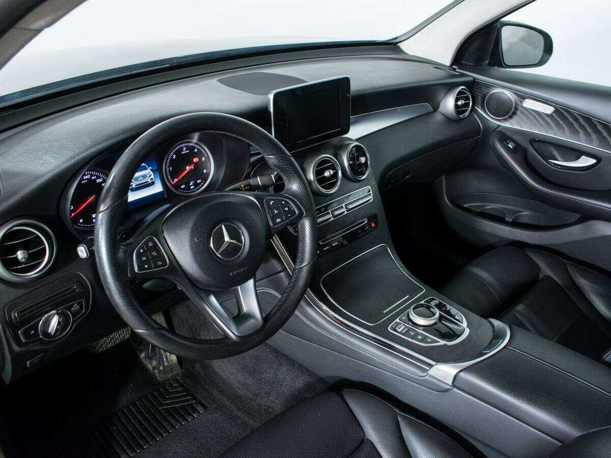 Купить Mercedes-Benz GLC с пробегом. Фото: #12