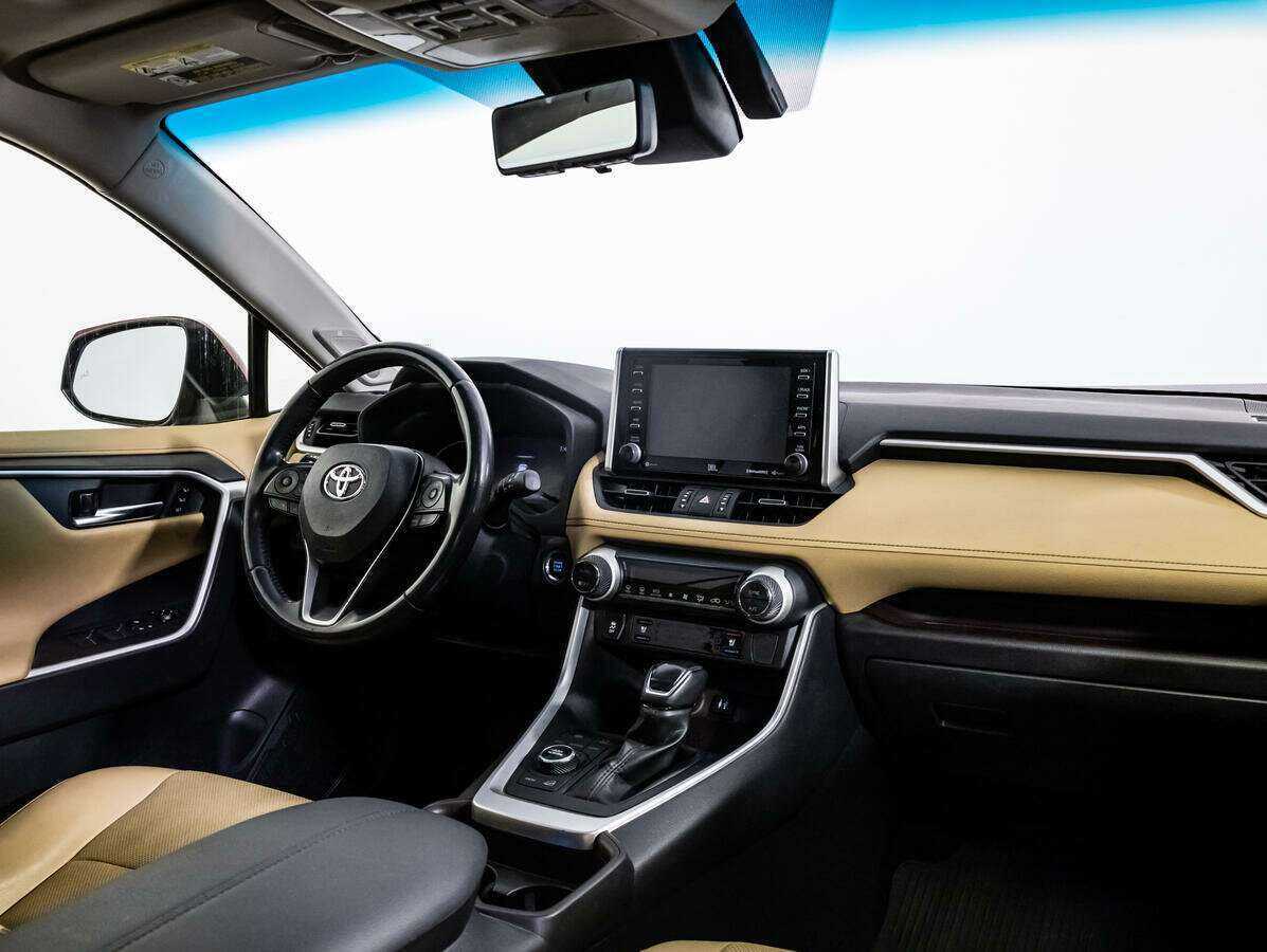 Купить Toyota RAV4 с пробегом. Фото: #8