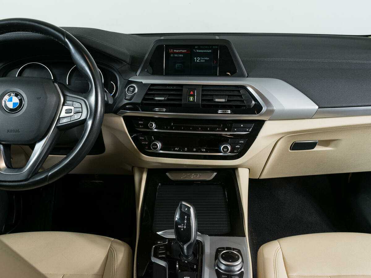 Купить BMW X3 с пробегом. Фото: #9