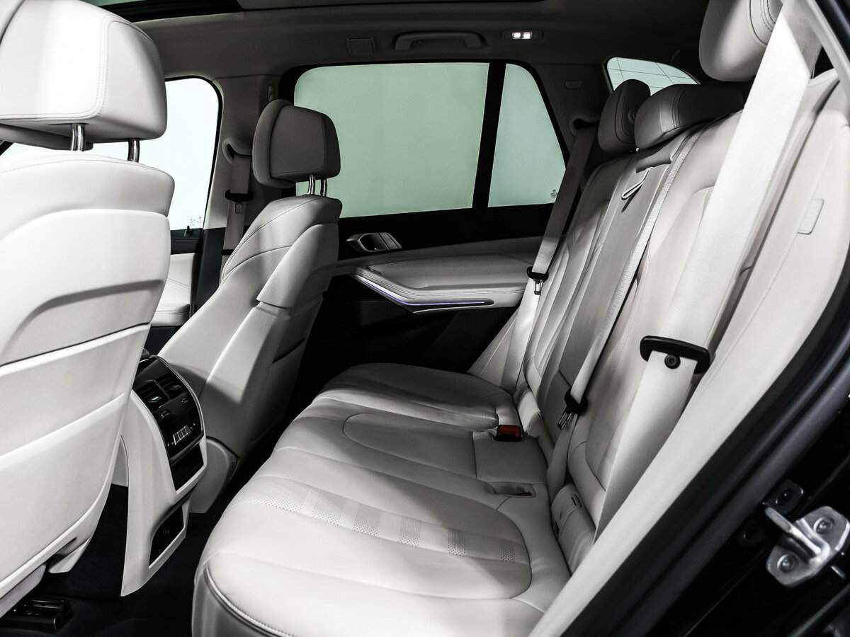 Купить BMW X5 с пробегом. Фото: #11