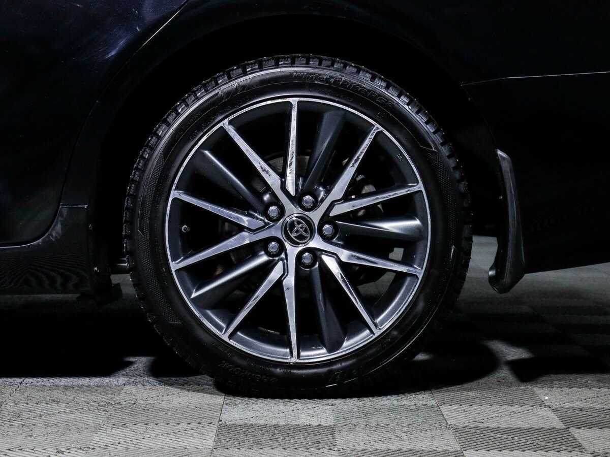 Купить Toyota Camry с пробегом. Фото: #11