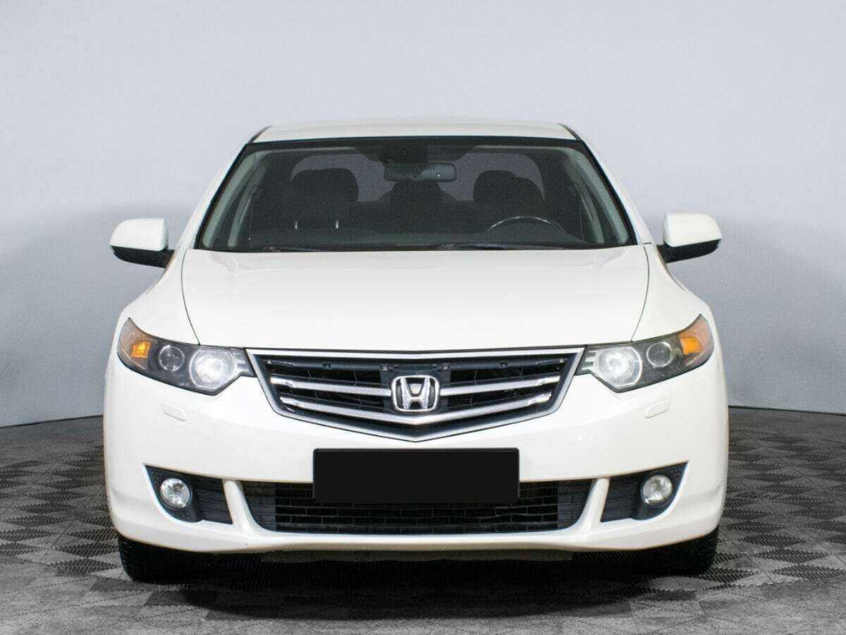 Купить Honda Accord с пробегом. Фото: #1