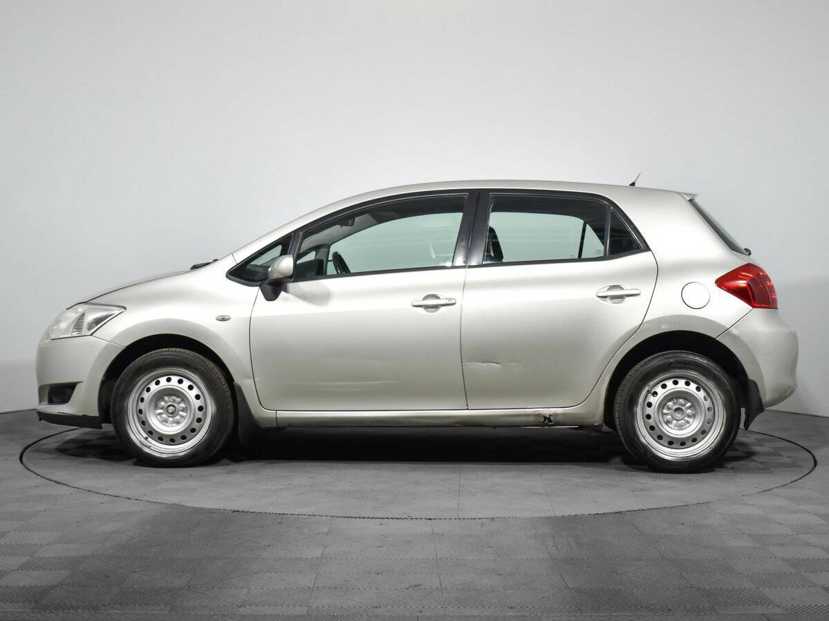 Купить Toyota Auris с пробегом. Фото: #7