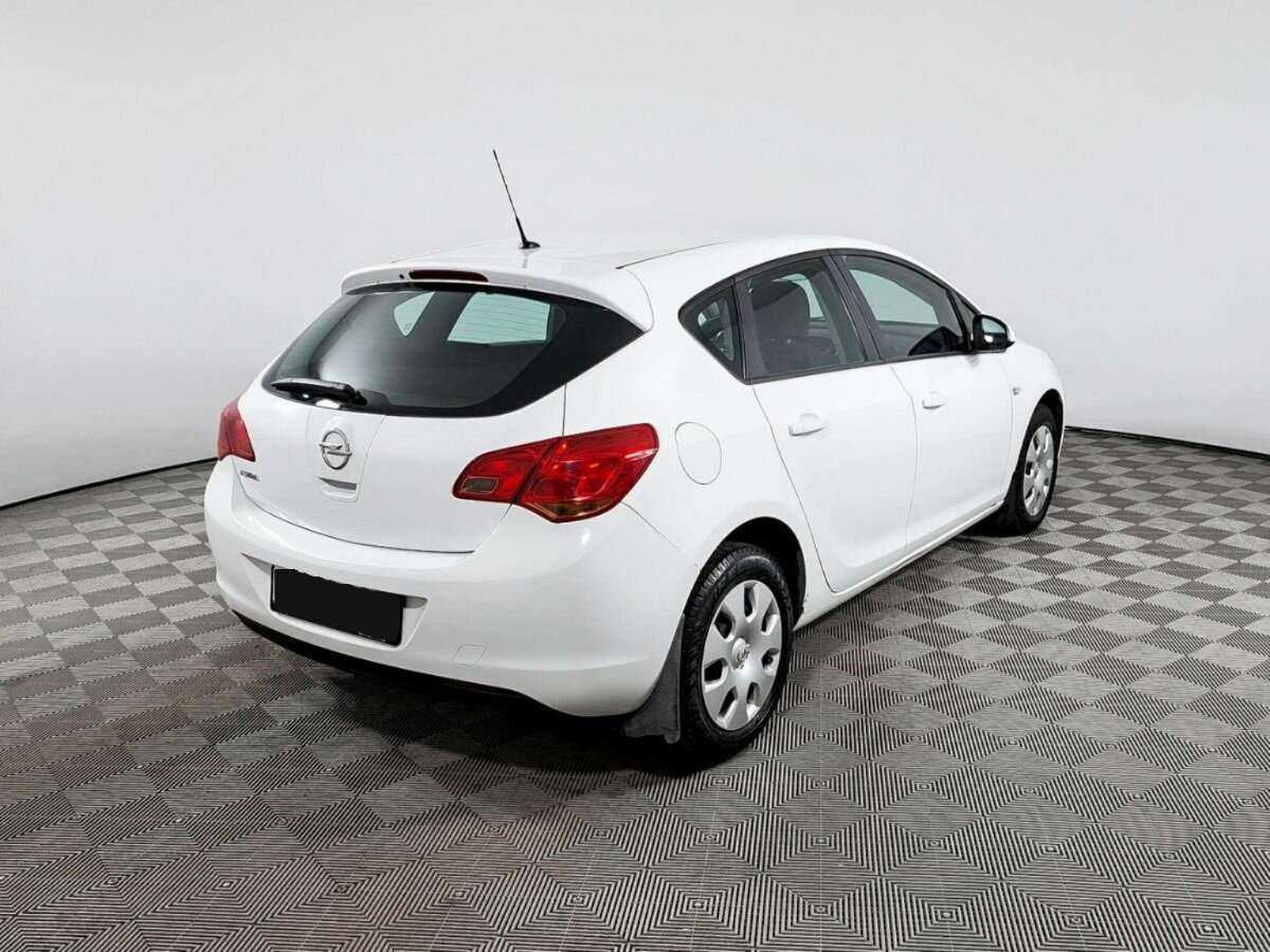 Купить Opel Astra с пробегом. Фото: #4