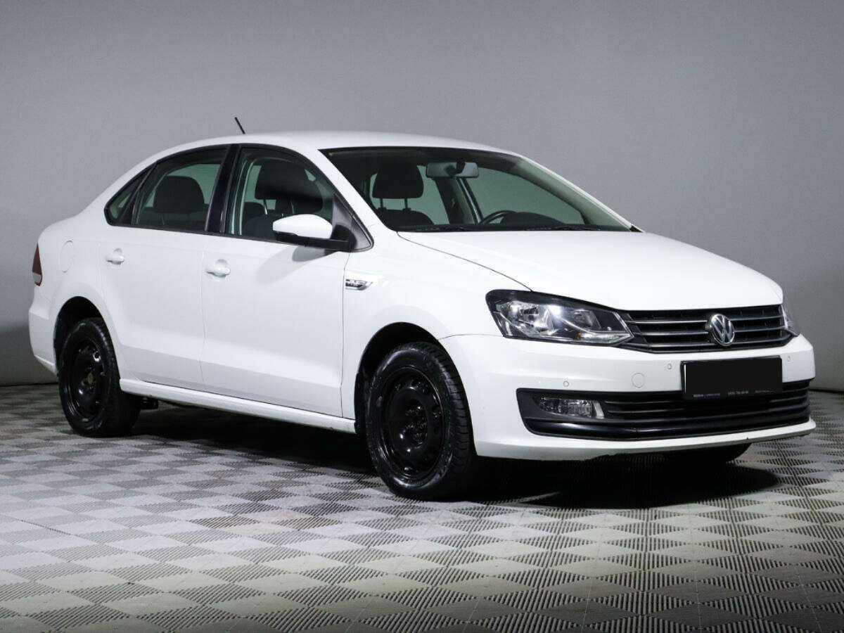 Купить Volkswagen Polo с пробегом. Фото: #2