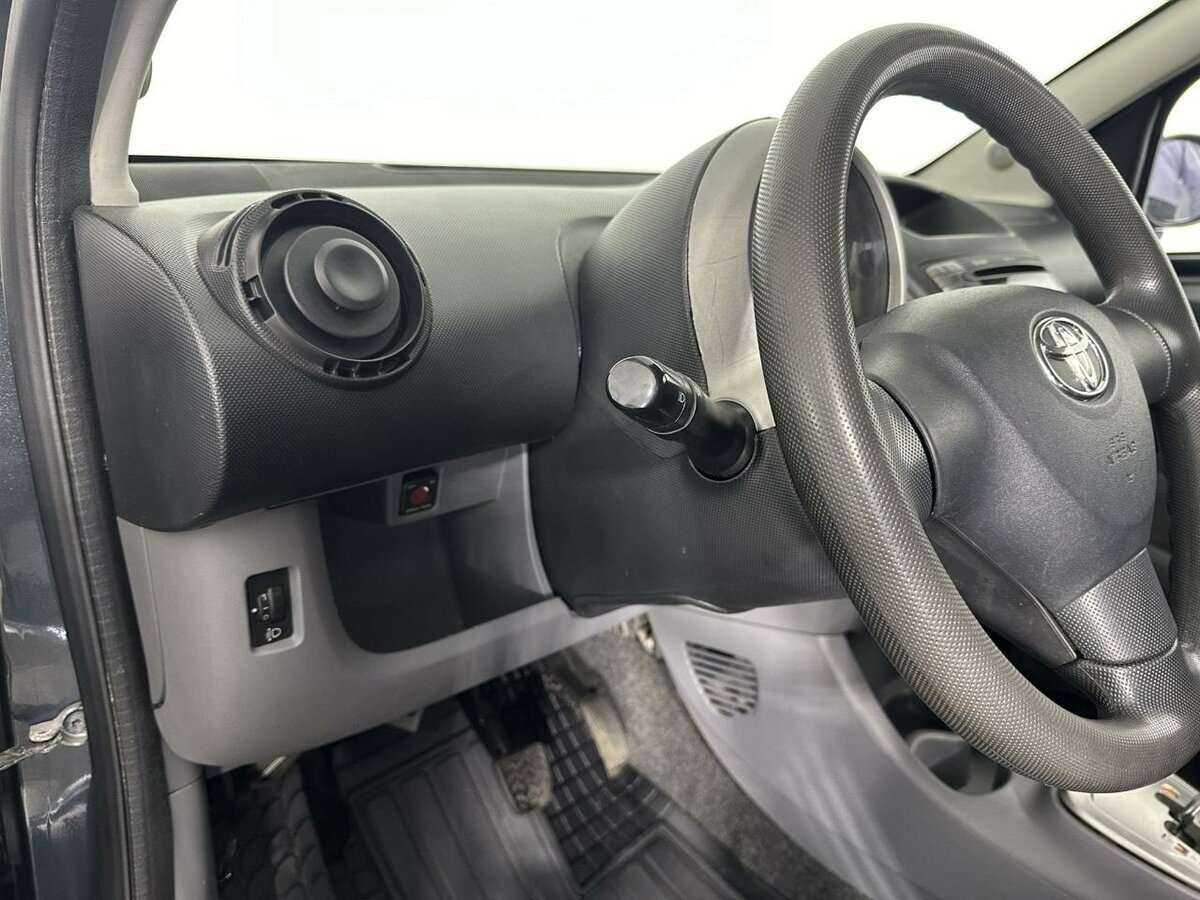 Купить Toyota Aygo с пробегом. Фото: #8