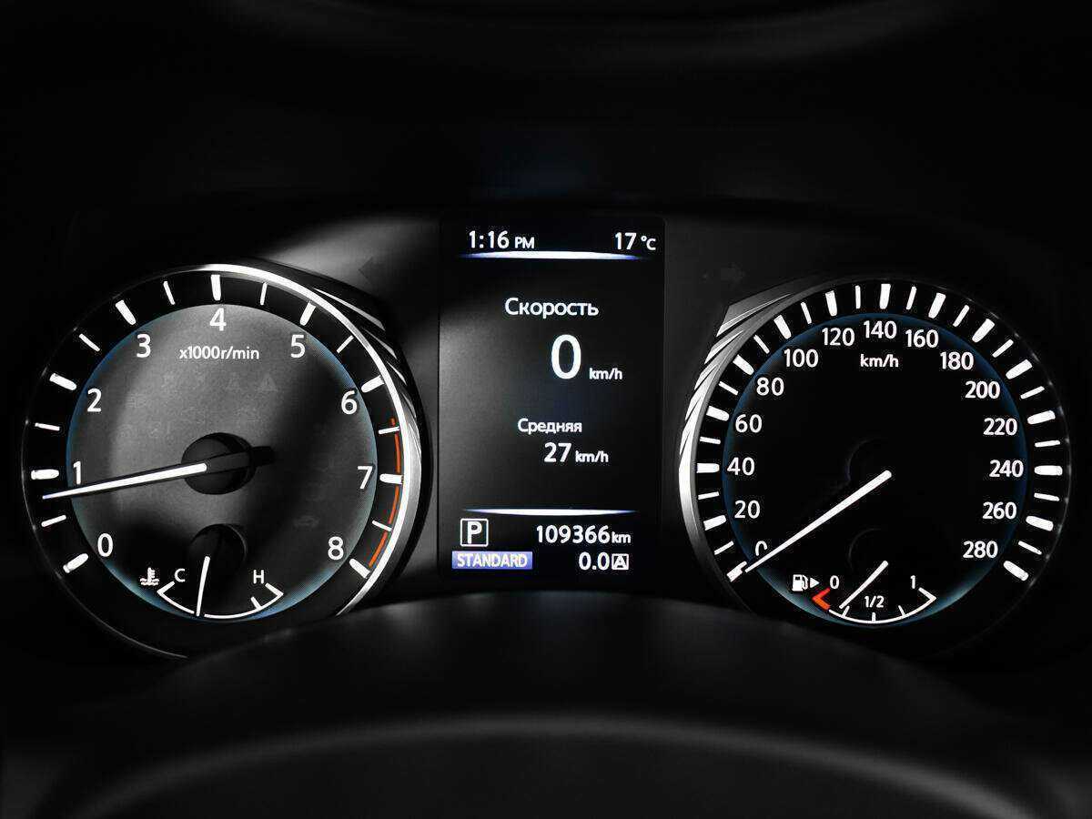 Купить Infiniti Q50 с пробегом. Фото: #10