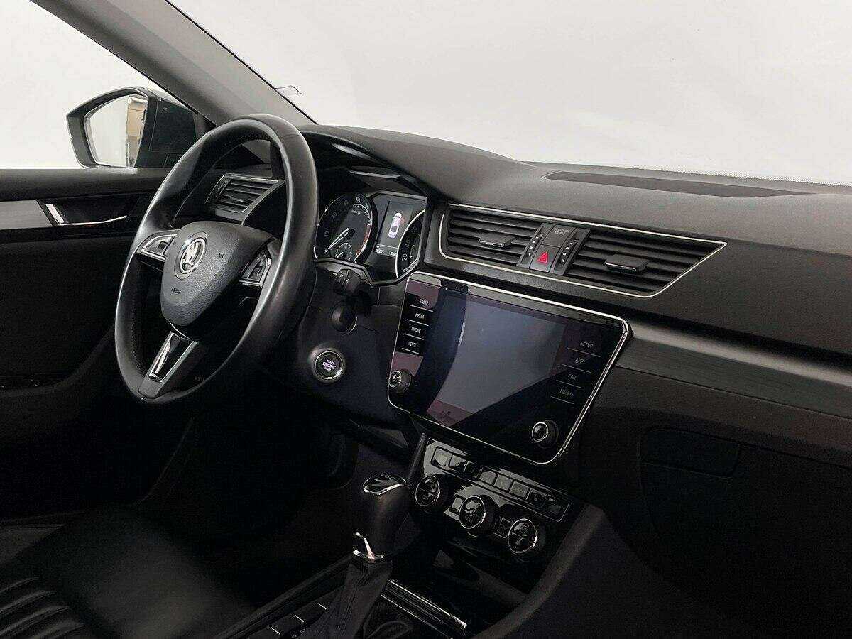 Купить Skoda Superb с пробегом. Фото: #7