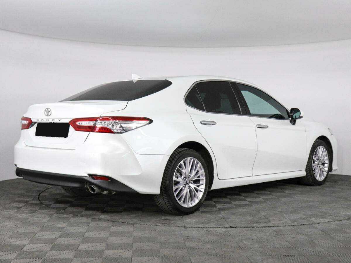 Купить Toyota Camry с пробегом. Фото: #4