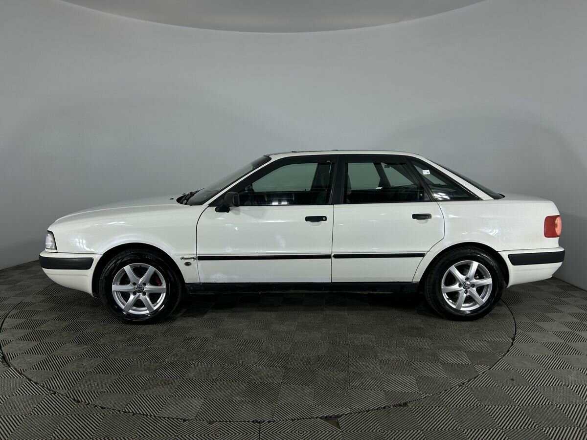 Купить Audi 80 с пробегом. Фото: #4