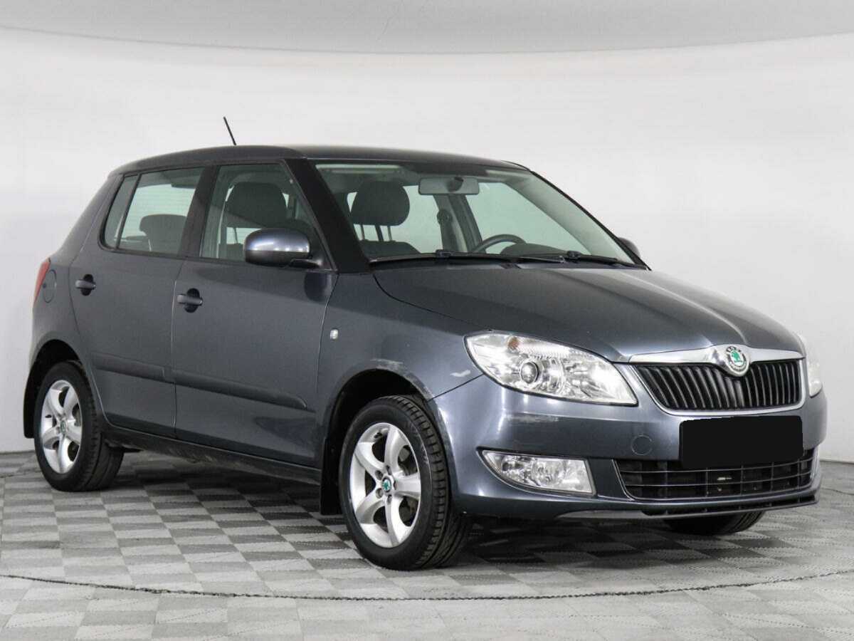 Купить Skoda Fabia с пробегом. Фото: #2