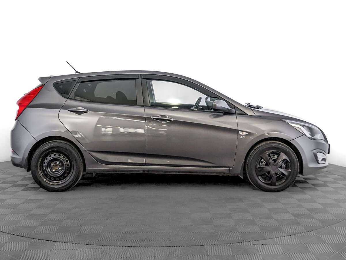 Купить Hyundai Solaris с пробегом. Фото: #3