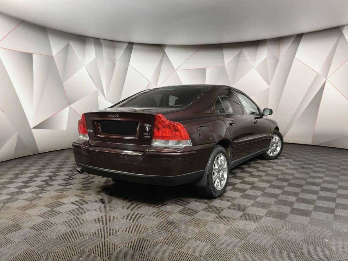 Купить Volvo S60 с пробегом. Фото: #1