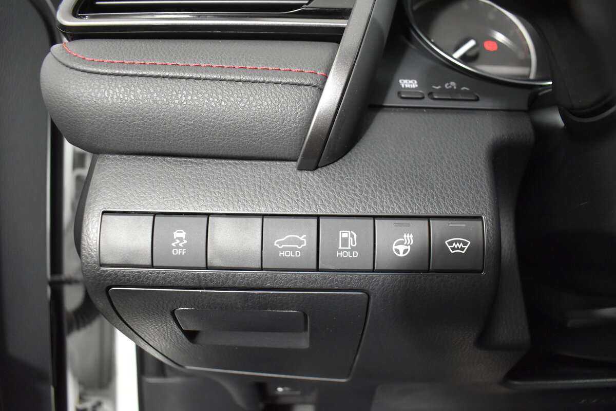Купить Toyota Camry с пробегом. Фото: #20