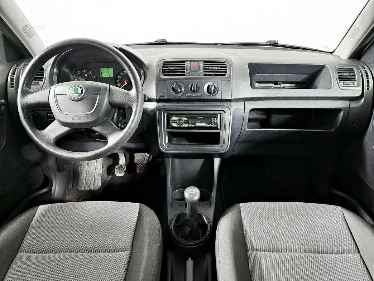 Купить Skoda Fabia с пробегом. Фото: #11