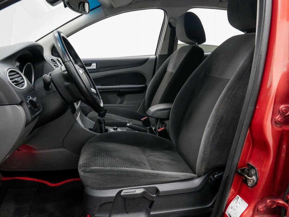 Купить Ford Focus с пробегом. Фото: #13