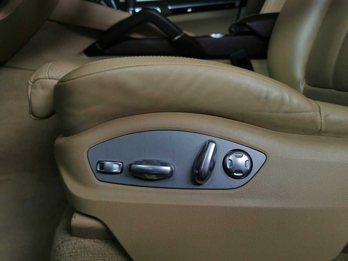 Купить Porsche Cayenne с пробегом. Фото: #17