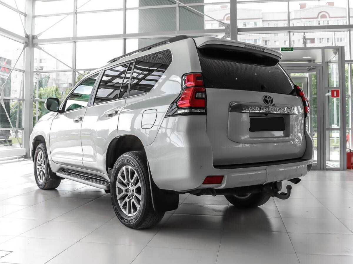 Купить Toyota Land Cruiser Prado с пробегом. Фото: #4