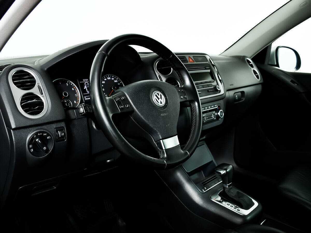 Купить Volkswagen Tiguan с пробегом. Фото: #10