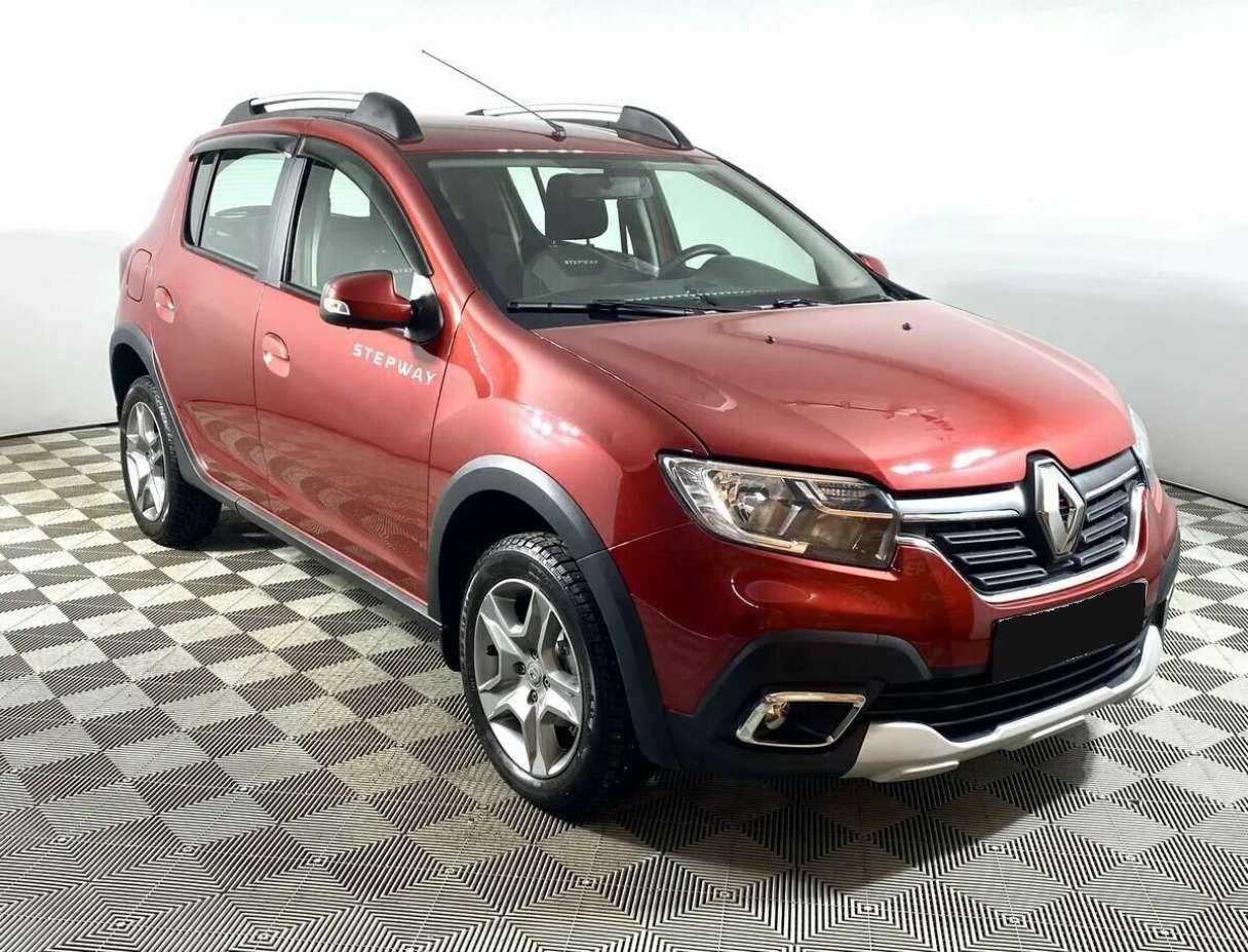 Купить Renault Sandero с пробегом. Фото: #2