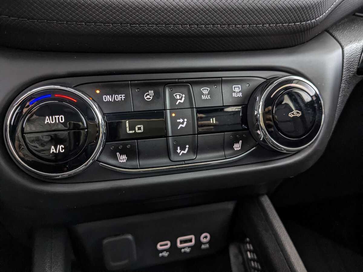 Купить Chevrolet TrailBlazer с пробегом. Фото: #22