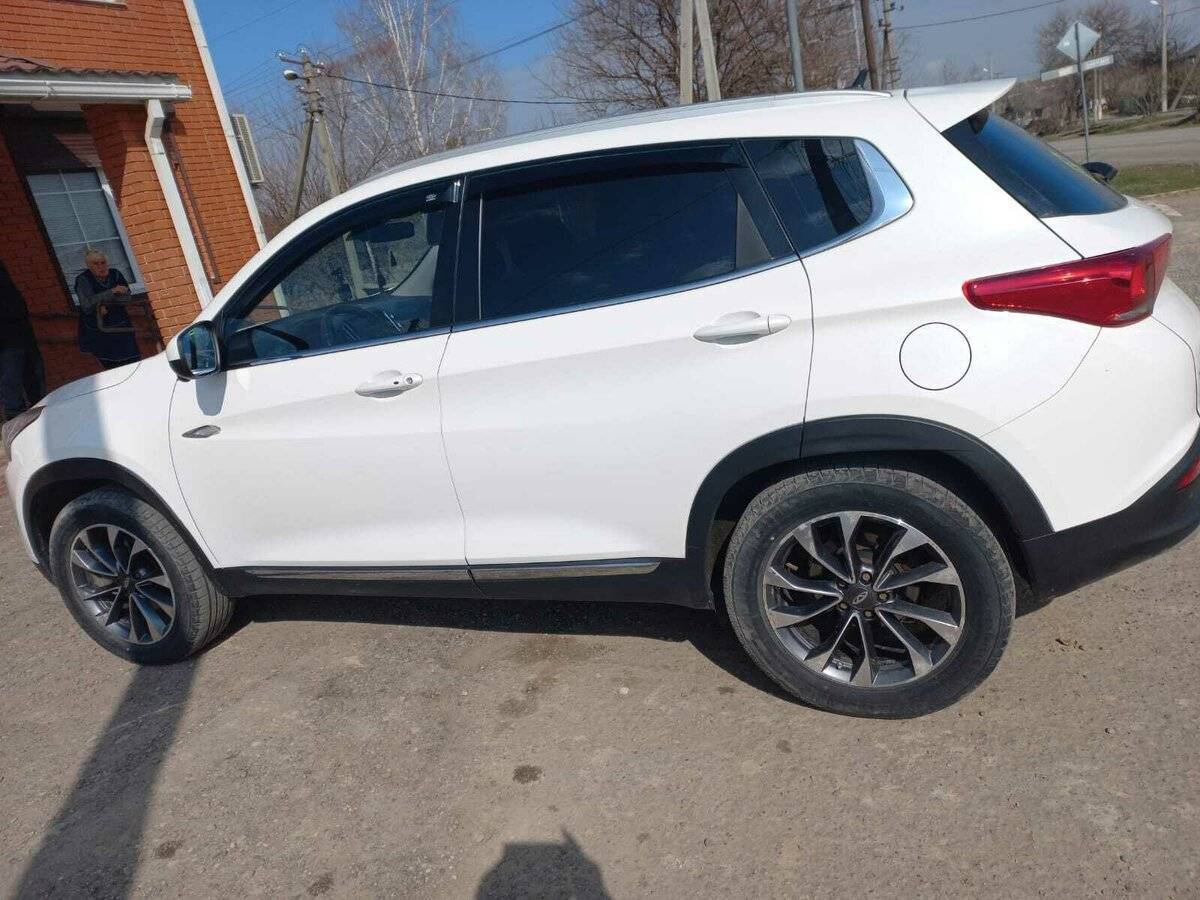 Купить Chery Tiggo 7 с пробегом. Фото: #2