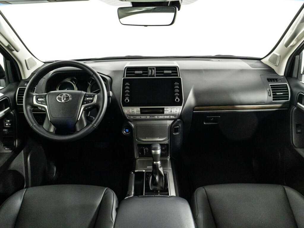 Купить Toyota Land Cruiser Prado с пробегом. Фото: #12