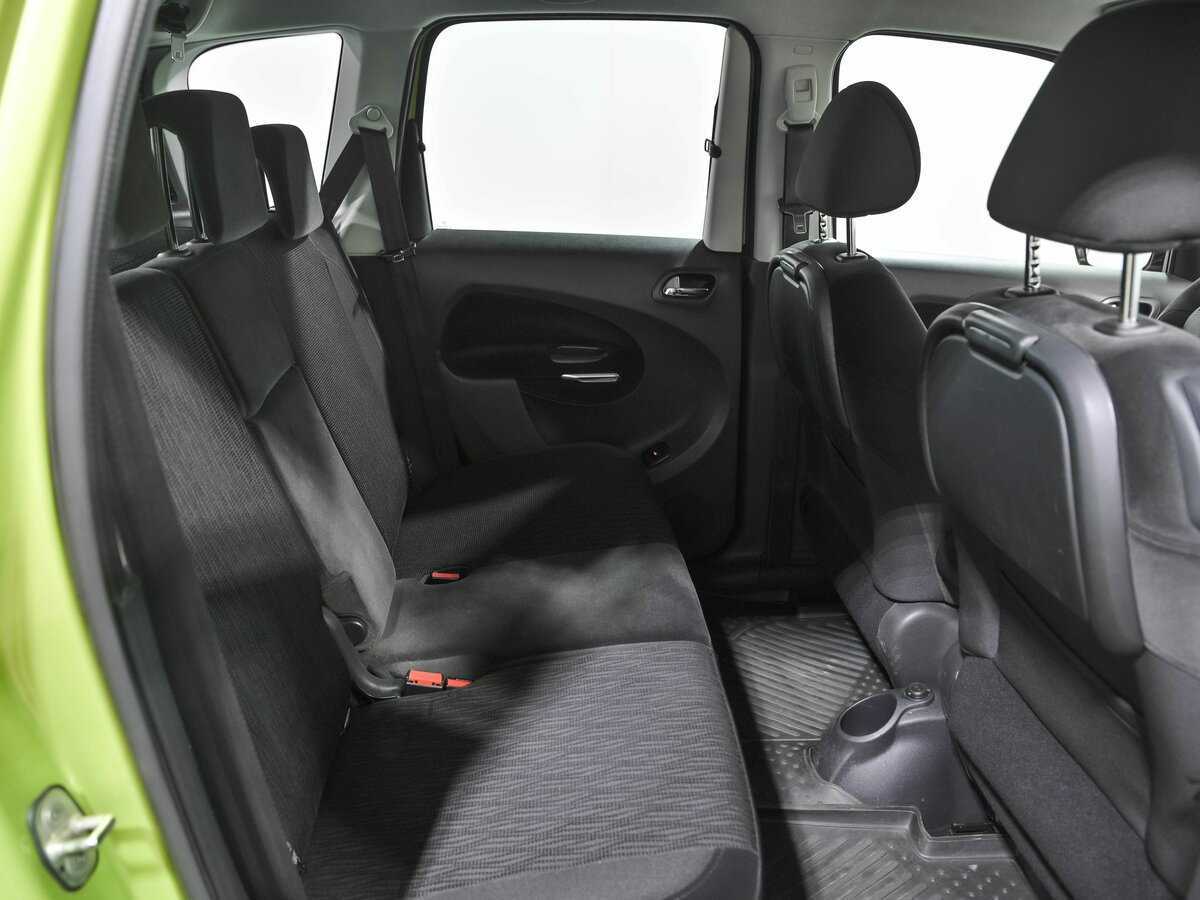Купить Citroen C3 Picasso с пробегом. Фото: #15