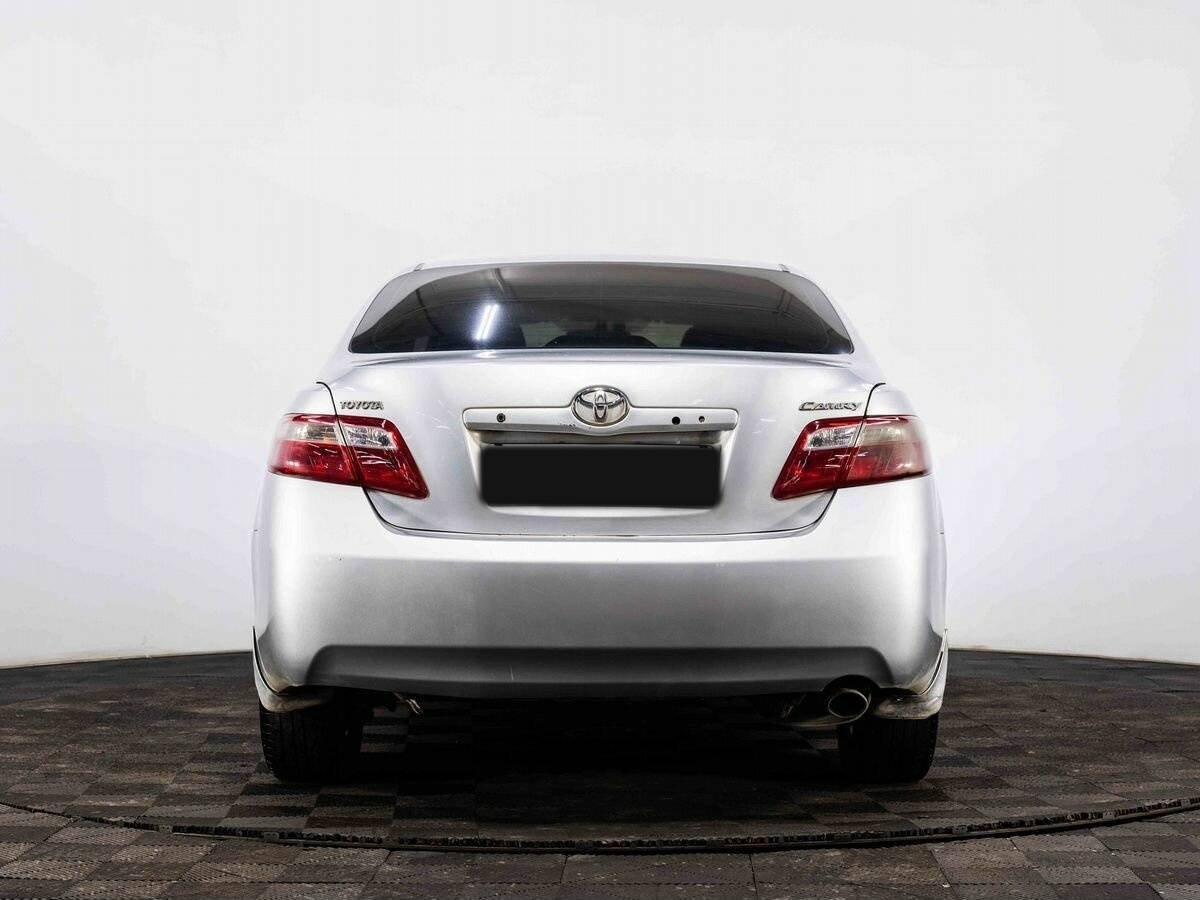 Купить Toyota Camry с пробегом. Фото: #4