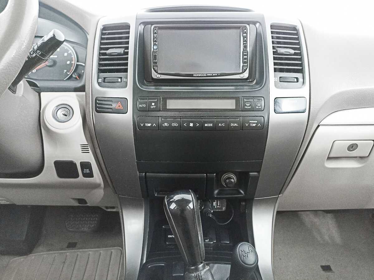 Купить Toyota Land Cruiser Prado с пробегом. Фото: #14