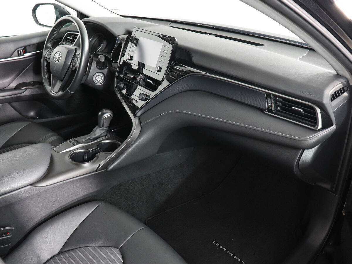 Купить Toyota Camry с пробегом. Фото: #9