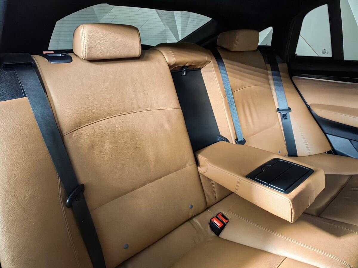 Купить BMW X4 с пробегом. Фото: #11
